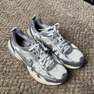 Nike V2K Women’s 9.5